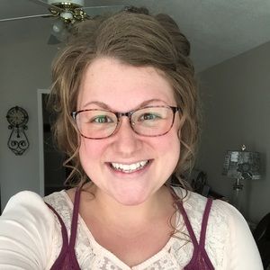 Meet your Posher, Karissa